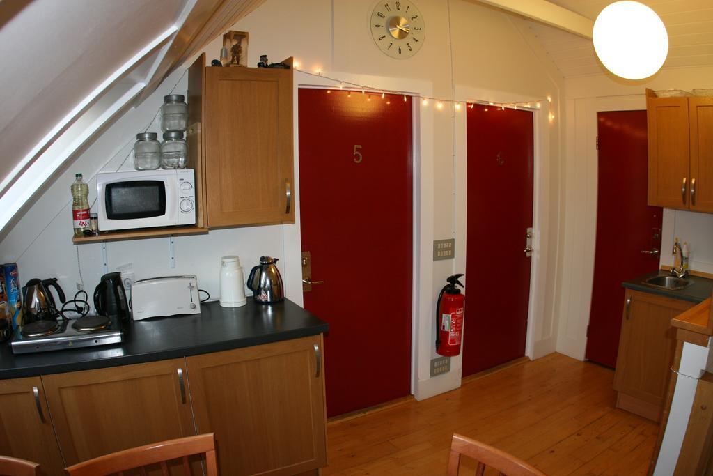 Harbourfront Guesthouse Hafnarfjörður Room photo