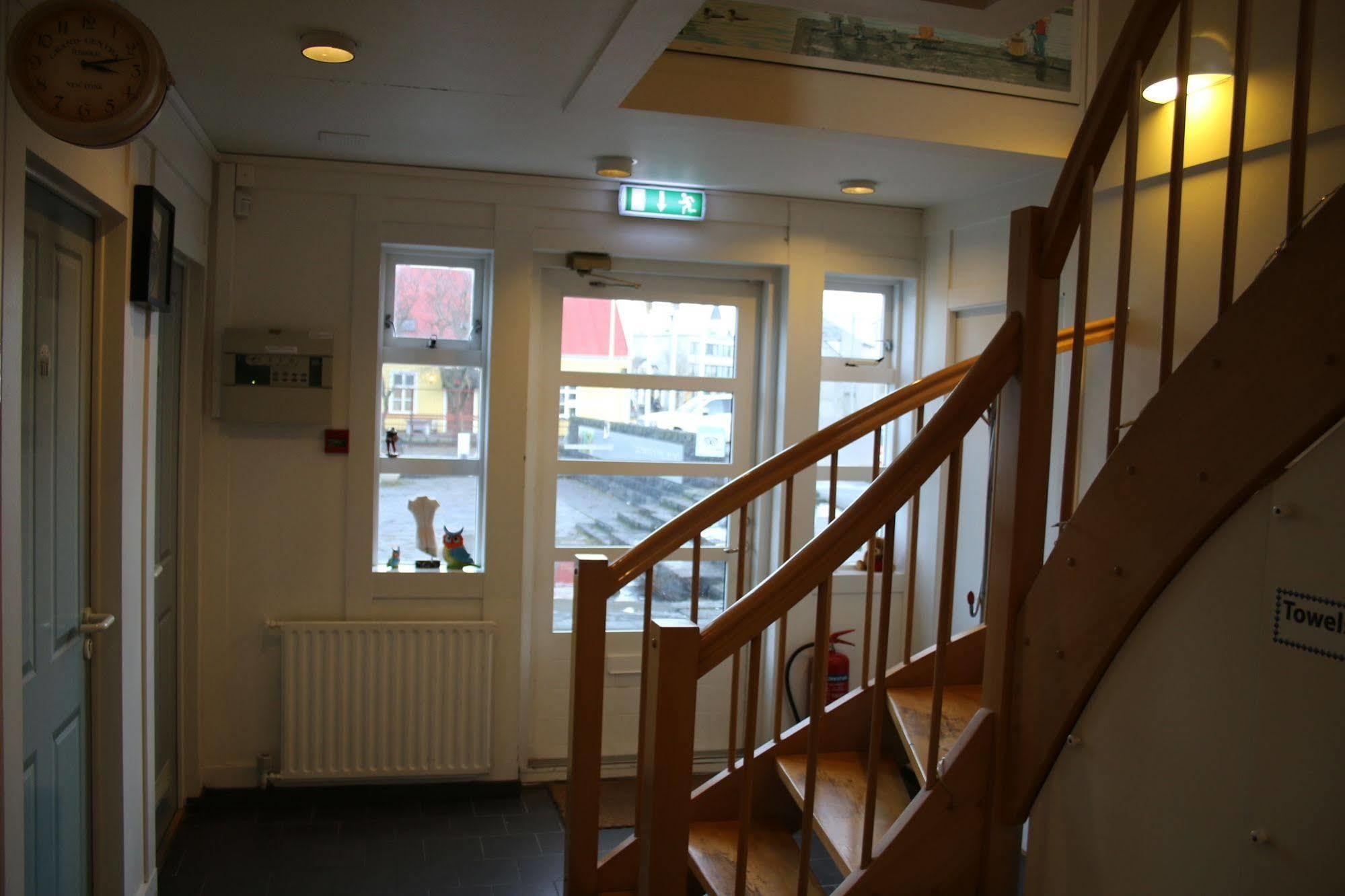 Harbourfront Guesthouse Hafnarfjörður Exterior photo